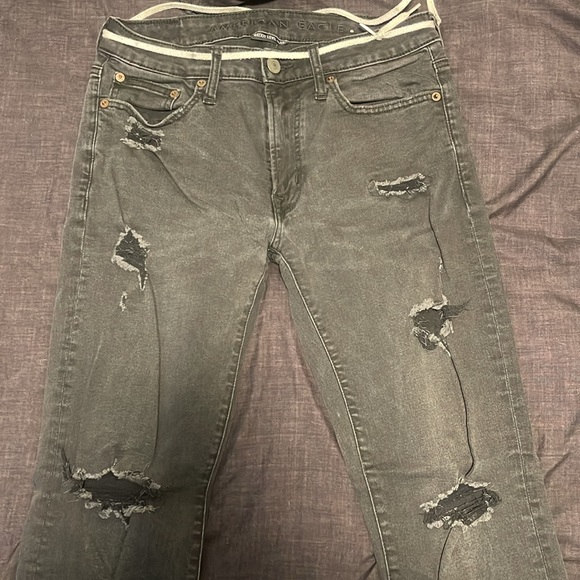 American Eagle Jeans - Picture 2 of 4